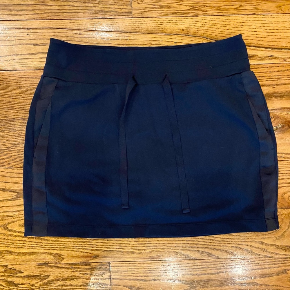 Athleta Navy Performance Skort with Side Panels